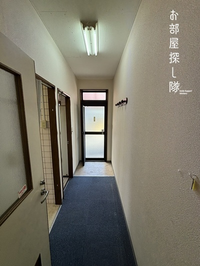 久留米市野中町の一戸建ての玄関