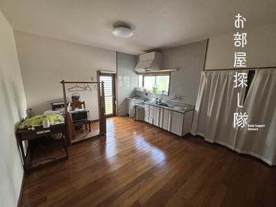 久留米市野中町の一戸建ての居間・リビング