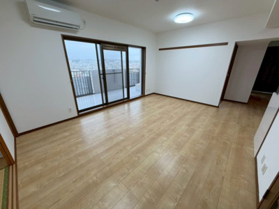 【居間・リビング】 | ライオンズマンション古波蔵第４ | ライオンズマンション古波蔵第４★那覇市古波蔵エリア