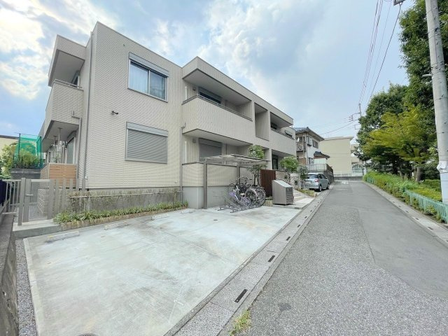ヴィータ　フェリーチェⅣの駐車場