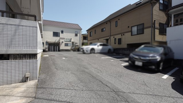 メゾンマツモトの駐車場