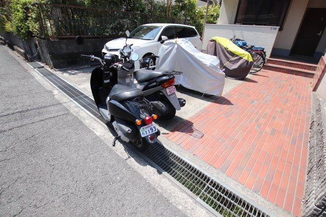 【その他共用部分】 | メゾンベルエール | 駐輪場