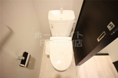 【トイレ】 | ボンジュール築港 | 清潔感のあるトイレです