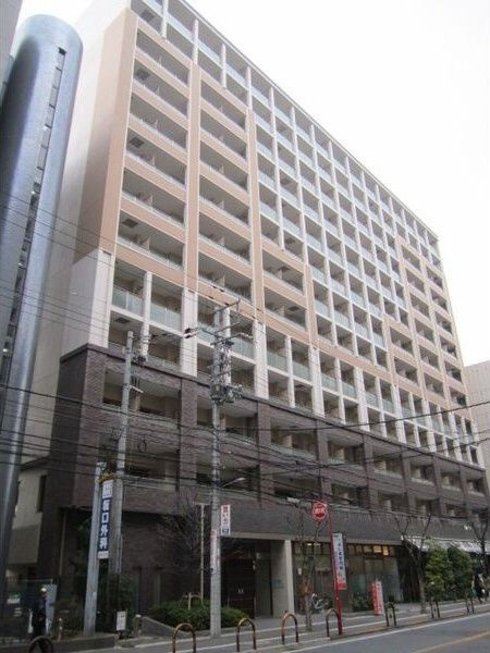 パークフラッツ江坂の外観