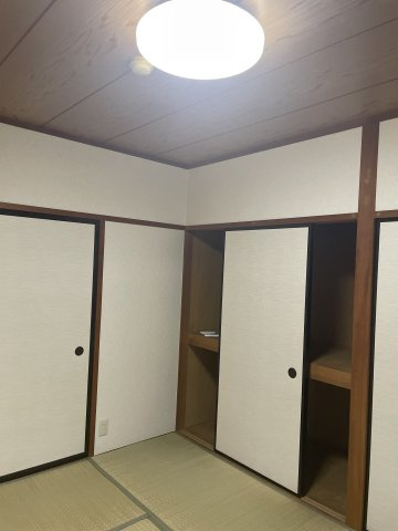 坂本マンションの和室