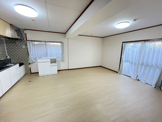 坂本マンションの居間・リビング