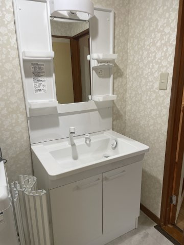 坂本マンションの洗面所|使いやすい洗面所です