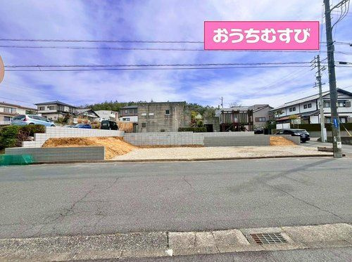 春日井市高座台第1(全2棟)の前面道路含む現地写真