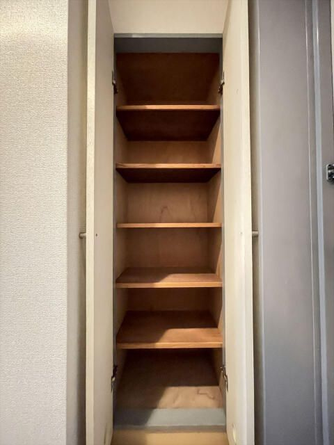 スカイコート横浜弘明寺の収納