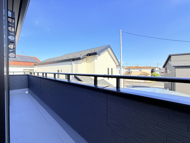 小美玉市羽鳥13期　新築戸建　4号棟のバルコニー