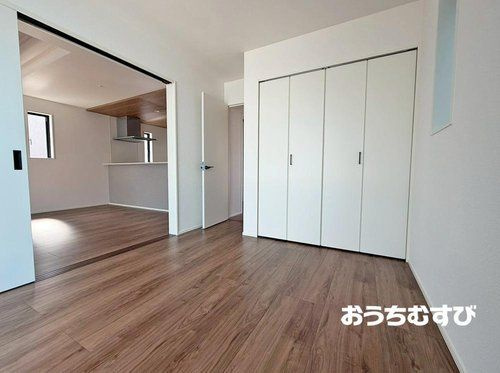 尾張旭市城山町三ツ池(全1棟)の居間・リビング