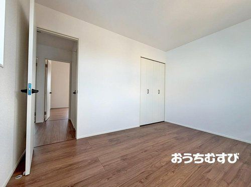 尾張旭市城山町三ツ池(全1棟)の洋室