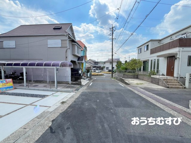 尾張旭市城山町三ツ池(全1棟)の前面道路含む現地写真