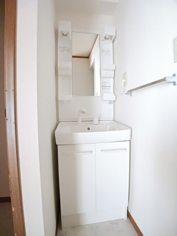 メゾンフルールＡの洗面所
