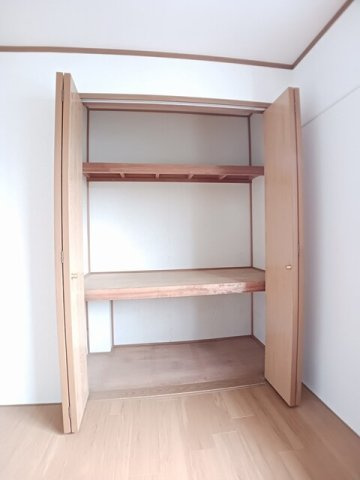 メゾンフルールＡの収納