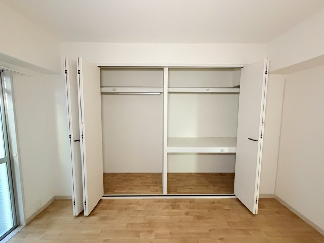 ユニーブル六甲南棟の収納