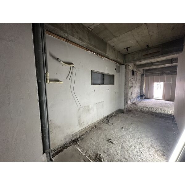 青山ビル【　1階路面店　】