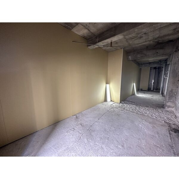 青山ビル【　1階路面店　】