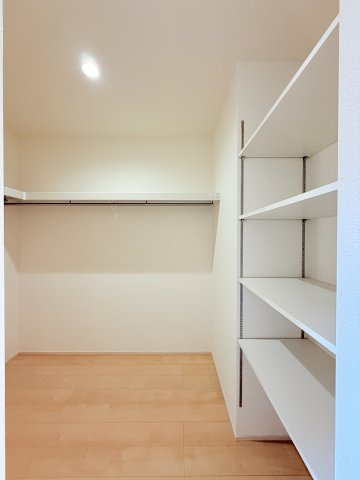 小美玉市羽鳥13期　新築戸建　5号棟の収納