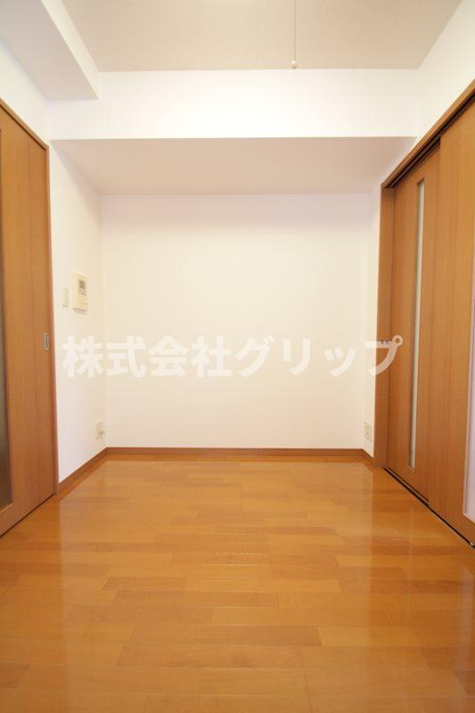 日神デュオステージ本牧の居間・リビング