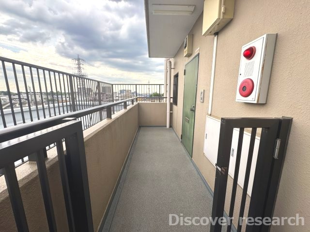 青梅東ガーデンわかぐさ公園の玄関|【玄関ポーチ】