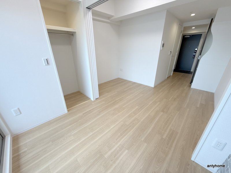 プレリスNEO大阪十三エルヴィオン　仲介手数料無料の寝室