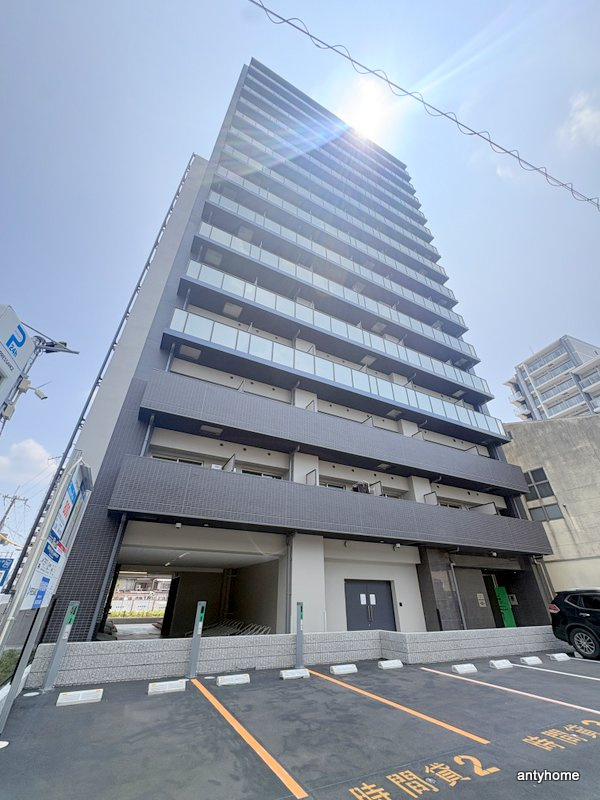 プレリスNEO大阪十三エルヴィオン　仲介手数料無料の外観