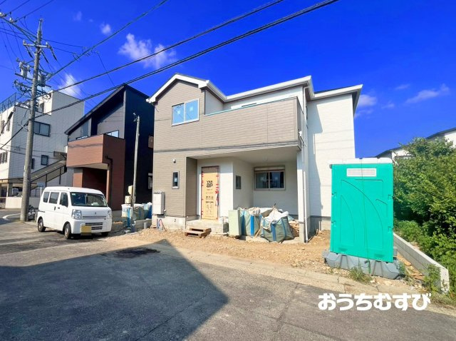 春日井市林島町第2(全4棟)の前面道路含む現地写真