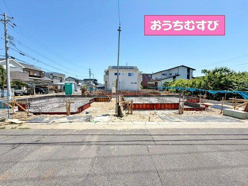春日井市林島町第2(全4棟)の前面道路含む現地写真