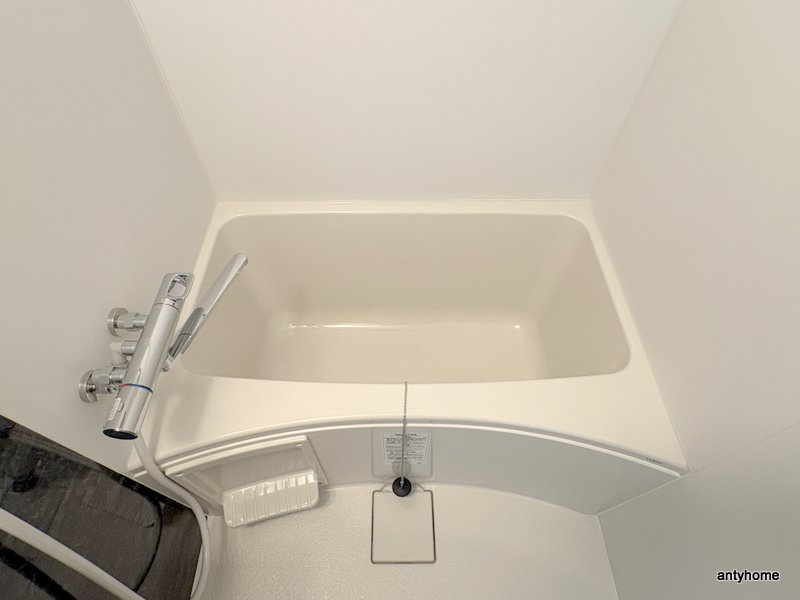 プレリスNEO大阪十三エルヴィオン　仲介手数料無料の浴室