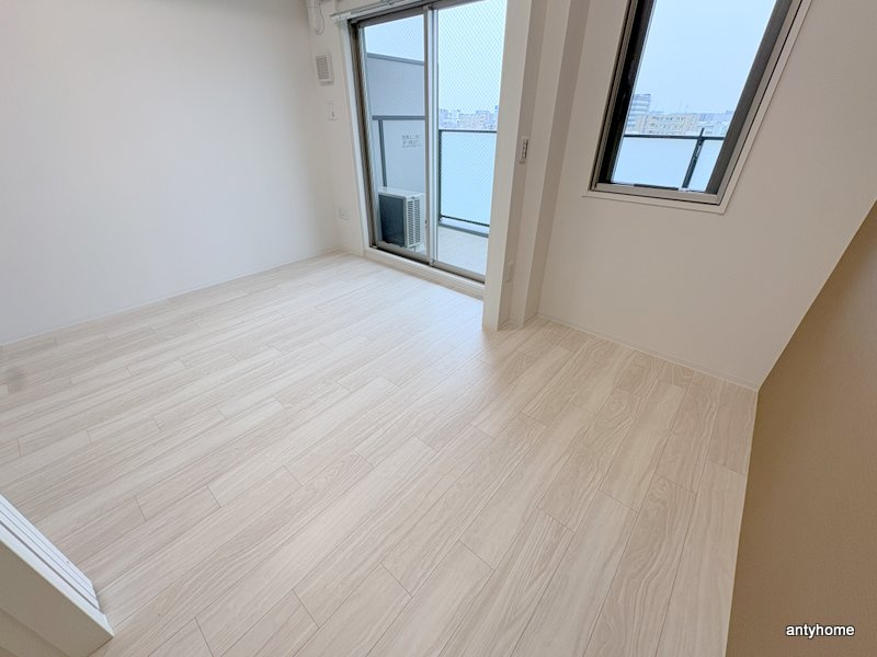 プレリスNEO大阪十三エルヴィオン　仲介手数料無料の寝室