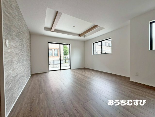 尾張旭市大塚町(全3棟)の居間・リビング