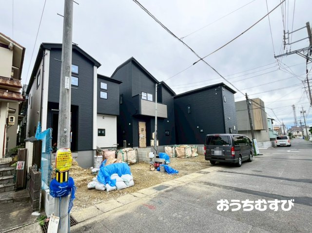 尾張旭市大塚町(全3棟)の前面道路含む現地写真