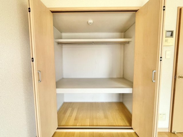 熊本市東区小山２丁目の賃貸マンションの収納