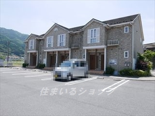 シュロス・ゾンネの駐車場