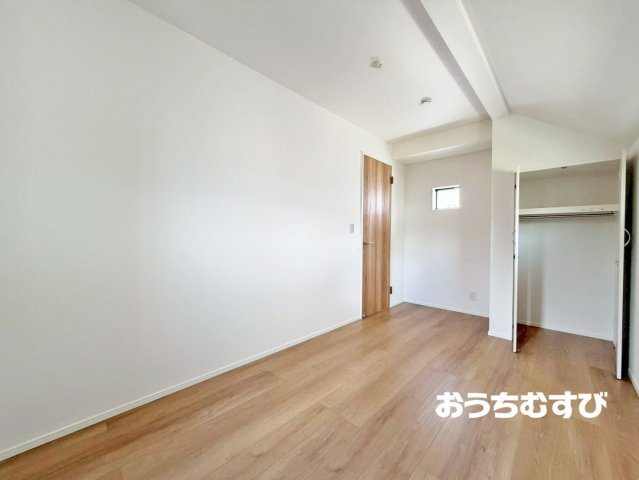 名東区西里町3丁目(全5棟)の洋室