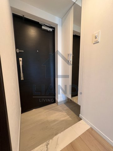 S-RESIDENCE半道橋achieve　那珂小学校の玄関|S-RESIDENCE半道橋achieve