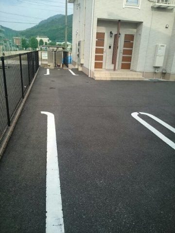 プロムナード　スカイの駐車場|駐車場