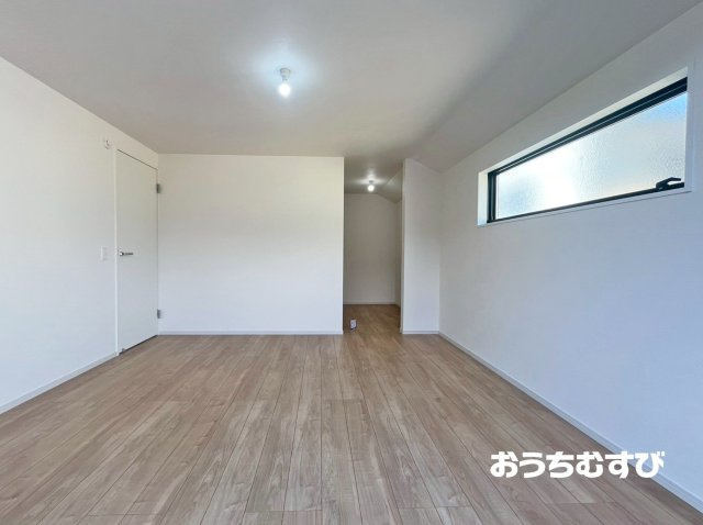 名東区極楽2丁目(全2棟)の洋室