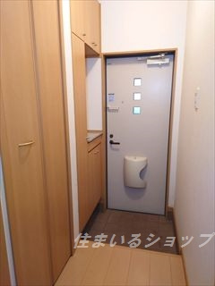グレイス吉田　Ⅰ番館の玄関