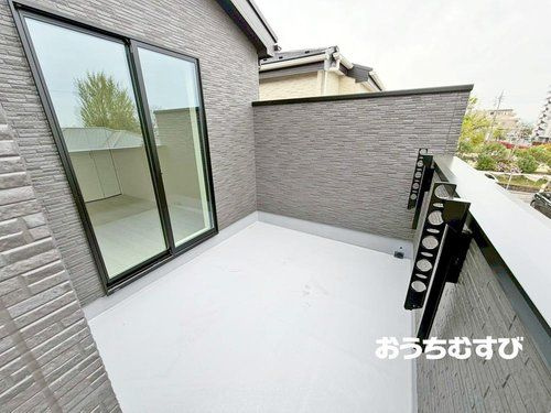 名古屋市名東区代万町241②(残1棟)のバルコニー