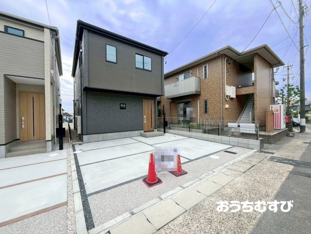 名古屋市名東区代万町241②(残1棟)の前面道路含む現地写真