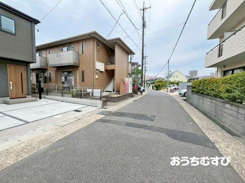 名古屋市名東区代万町241②(残1棟)の前面道路含む現地写真
