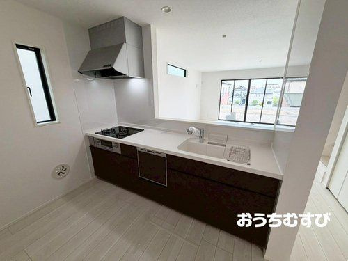 名古屋市名東区代万町241②(残1棟)のキッチン