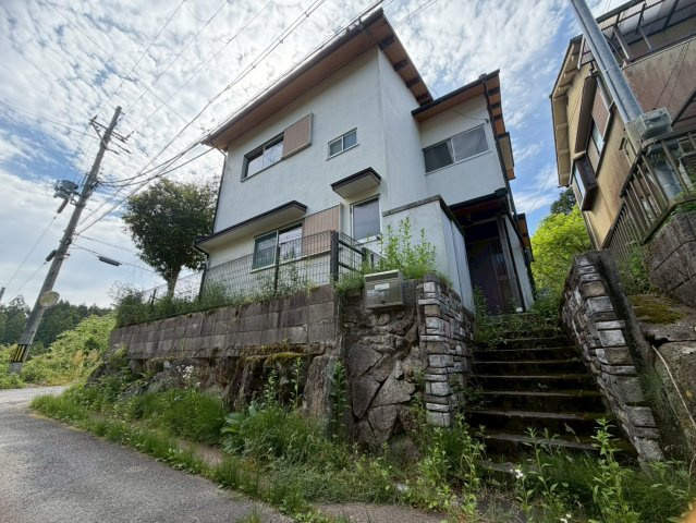 奈良市都祁友田町戸建て