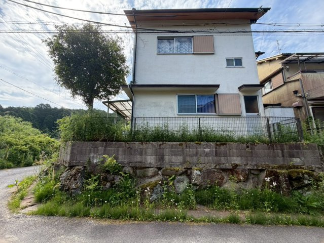 奈良市都祁友田町戸建ての外観