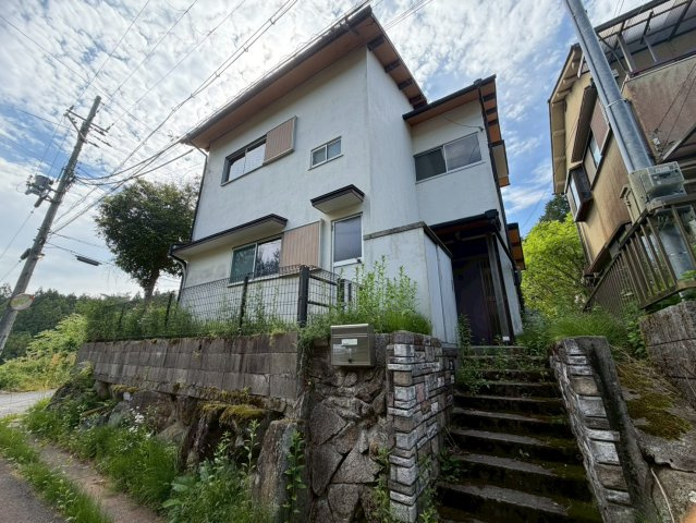 奈良市都祁友田町戸建ての外観