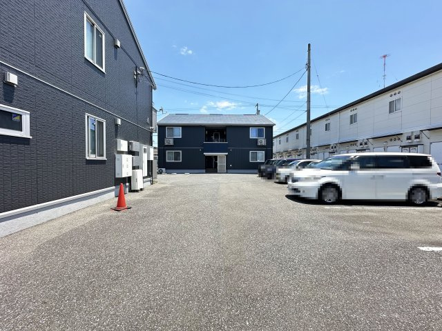 ホープAの駐車場
