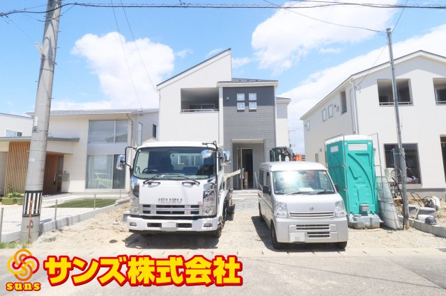 郡山市御前南４丁目　　　１号棟　　　朝日が丘小学校、郡山第７中学区　の外観|南西側から見た外観♪