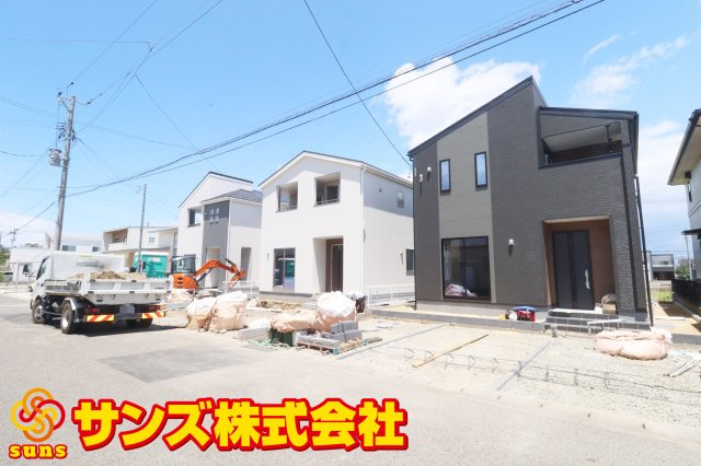 郡山市御前南４丁目　　　１号棟　　　朝日が丘小学校、郡山第７中学区　の外観|南東側から見た区画全体